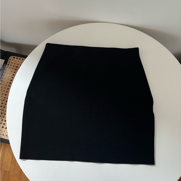 Cos Black Stretch Mini Skirt (new without tags) - Picture 5 of 7